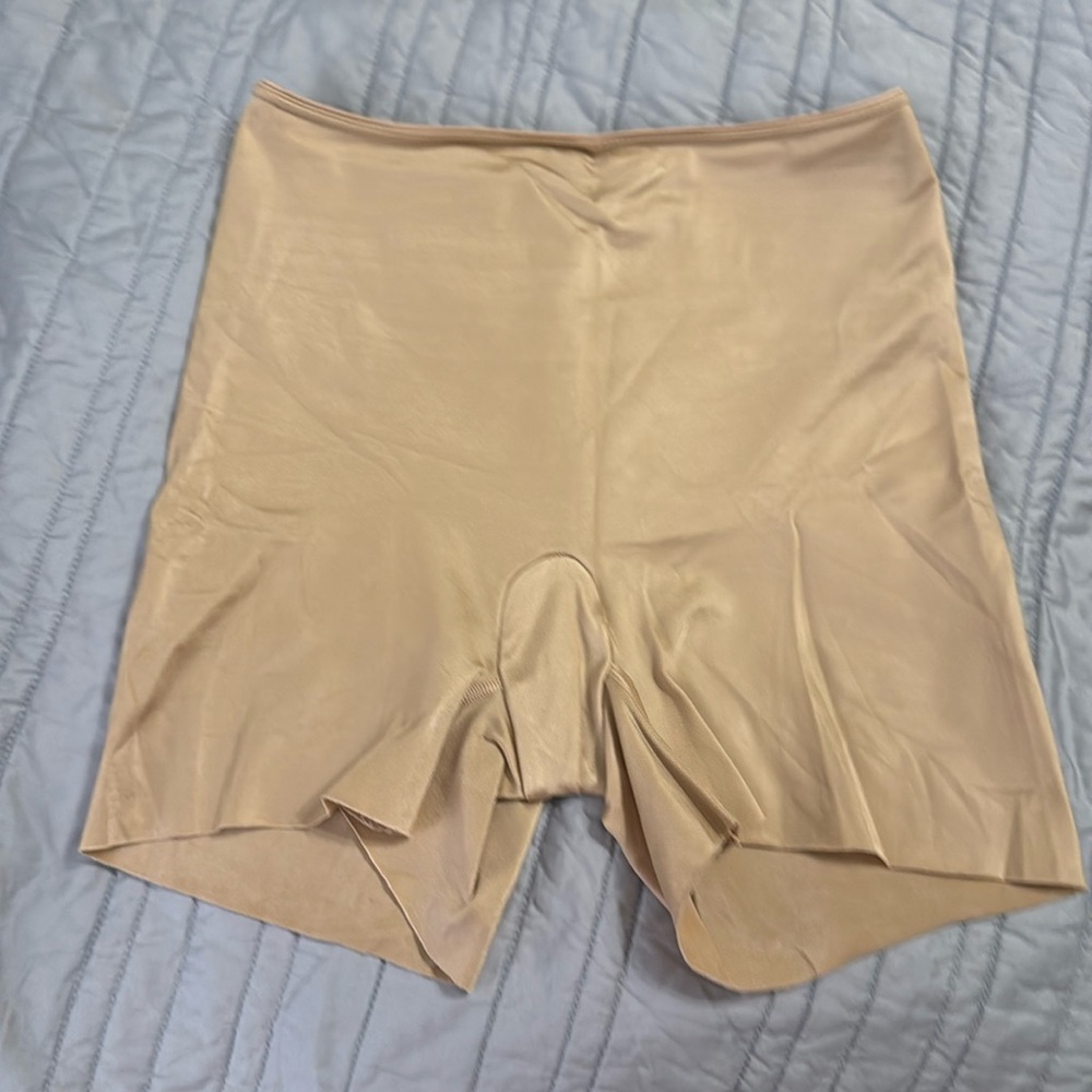 Spanx Shorts (excellent condition)